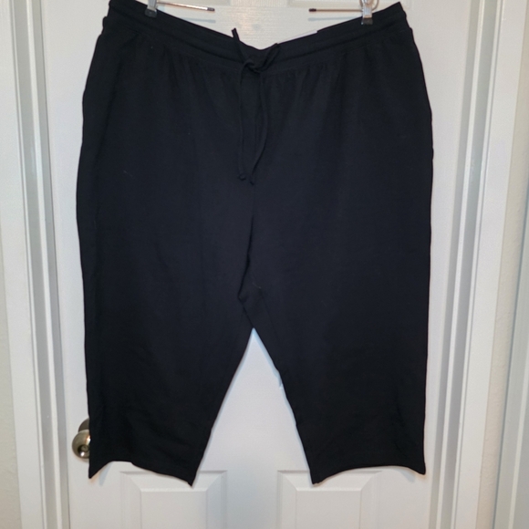 Style & Co Plus Size Knit Pull-On Capri Pants 3X Black Drawstring - Picture 1 of 4
